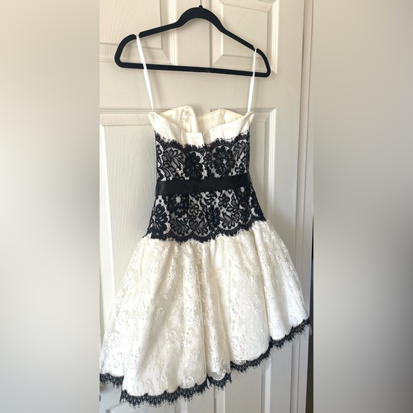 🖤NWT Jessica McClintock Lace Dress🖤 - Picture 6 of 10